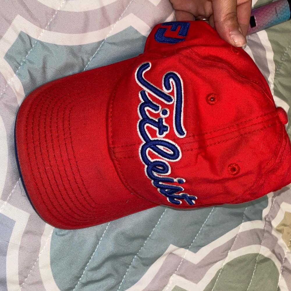 Titleist hat